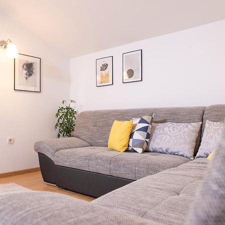 Apartman Ivo Kaštela Екстериор снимка