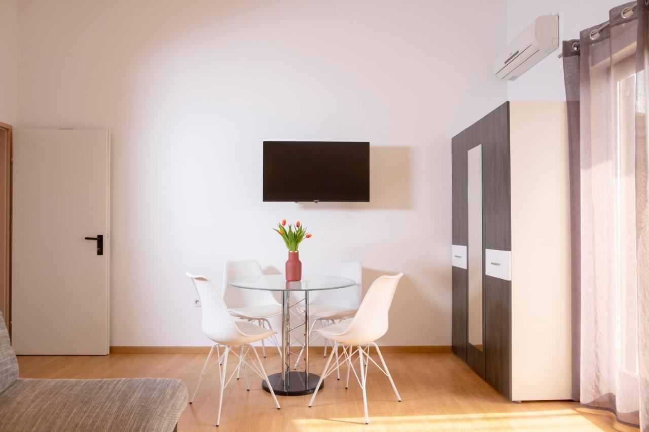 Apartman Ivo Kaštela Екстериор снимка