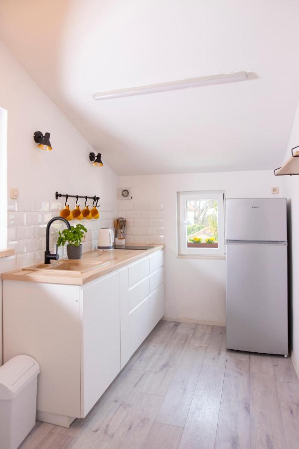 Apartman Ivo Kaštela Екстериор снимка
